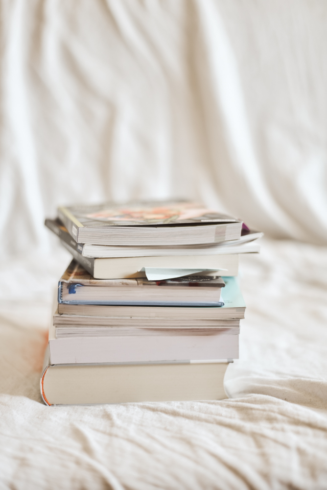 Bücher gebraucht kaufen: Wo du 2ndhand-Bücher finden kannst? & meine Sommer-Leseliste