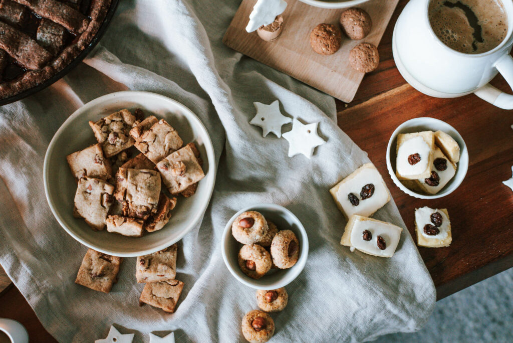 Mandelbrot Plätzchen: Veganes Rezept für leckere Weihnachtsplätzchen mit Mandeln. Einfach, schnell, gelingsicher! Aus gängigen Zutaten