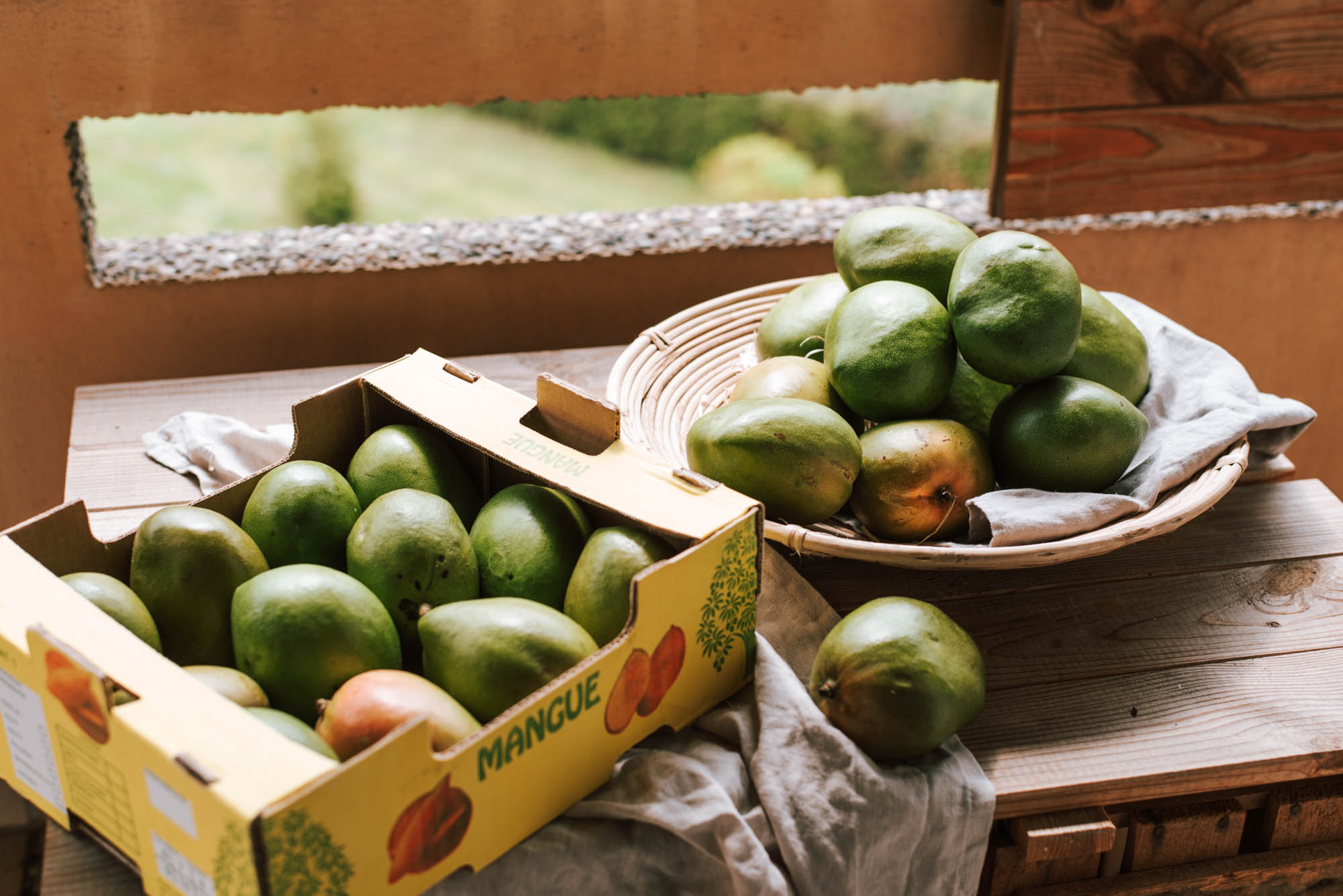 Produktbild von 4 Kg Mango-Kiste Essreif – Frisch Vom Großmarkt, Direkt Zu Dir Nach Hause Geliefert