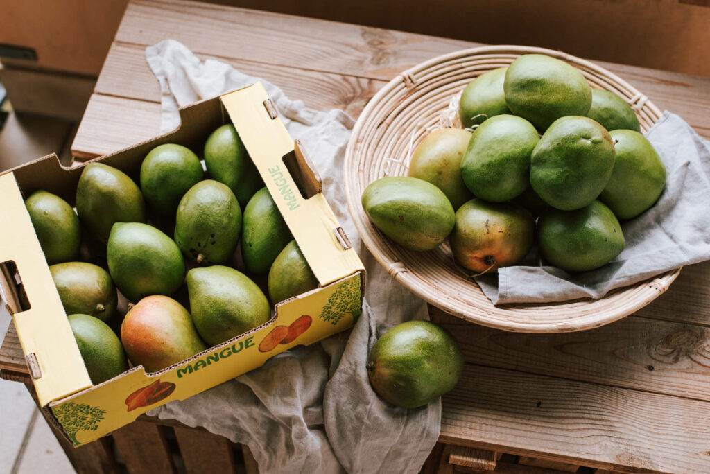 Nachhaltige Bio Mangos direkt vom Bauern? Ja, das geht: Leckere Mangos von gebana mit geringer Ökobilanz direkt zu euch nach Hause!