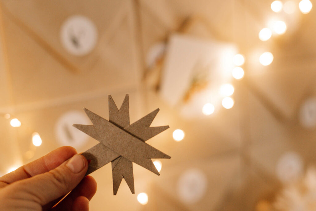 DIY Papiersterne basteln: Weihnachtliche Sterne aus Papier - einfache Anfänger-Anleitung zum schnell Nachbasteln, gelingsicher, für Advent