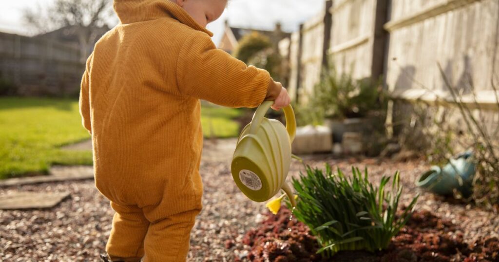 Gemüseanbau mit Kindern leicht gemacht: Entdecke die 10 besten Gemüsesorten, persönliche Erfahrungen und praktische Tipps euren Garten