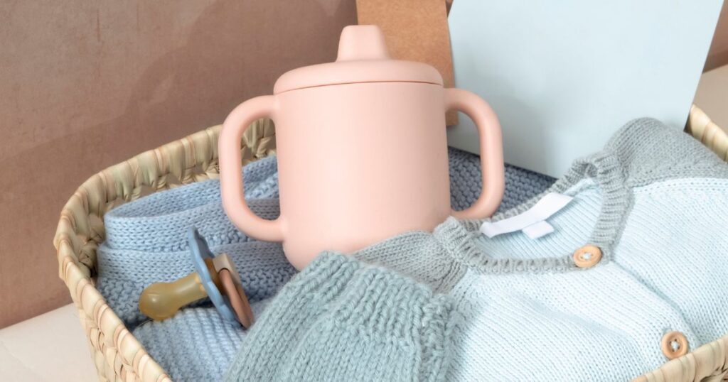 Moderne Geschenkideen zur Taufe: personalisiert, nachhaltig und liebevoll. Entdecke die schönsten Taufgeschenke für Mädchen und Jungen.