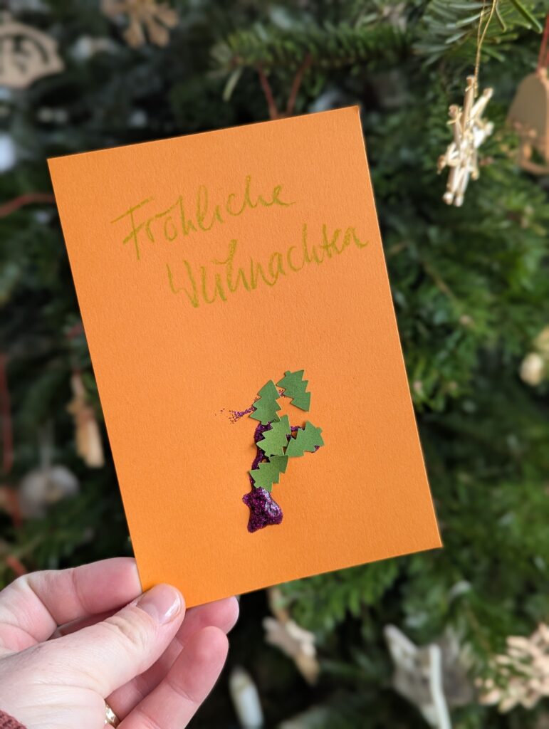 Weihnachtskarten selber machen: Entdecke 12 kreative Bastelideen für Kinder. Einfache DIY-Weihnachtskarten für eine kreative und gemütliche Adventszeit.